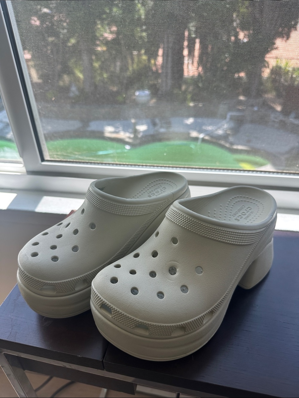 Iconic CROCS Platform comfort
